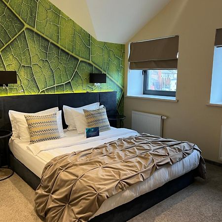 Noble Boutique Hotel Lutsk Luaran gambar