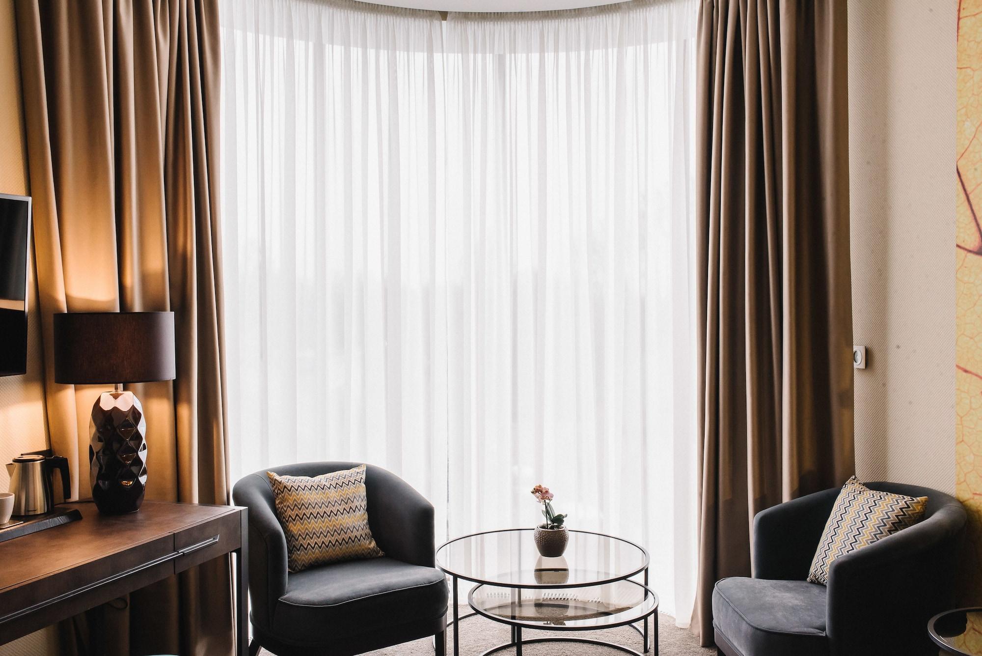 Noble Boutique Hotel Lutsk Luaran gambar