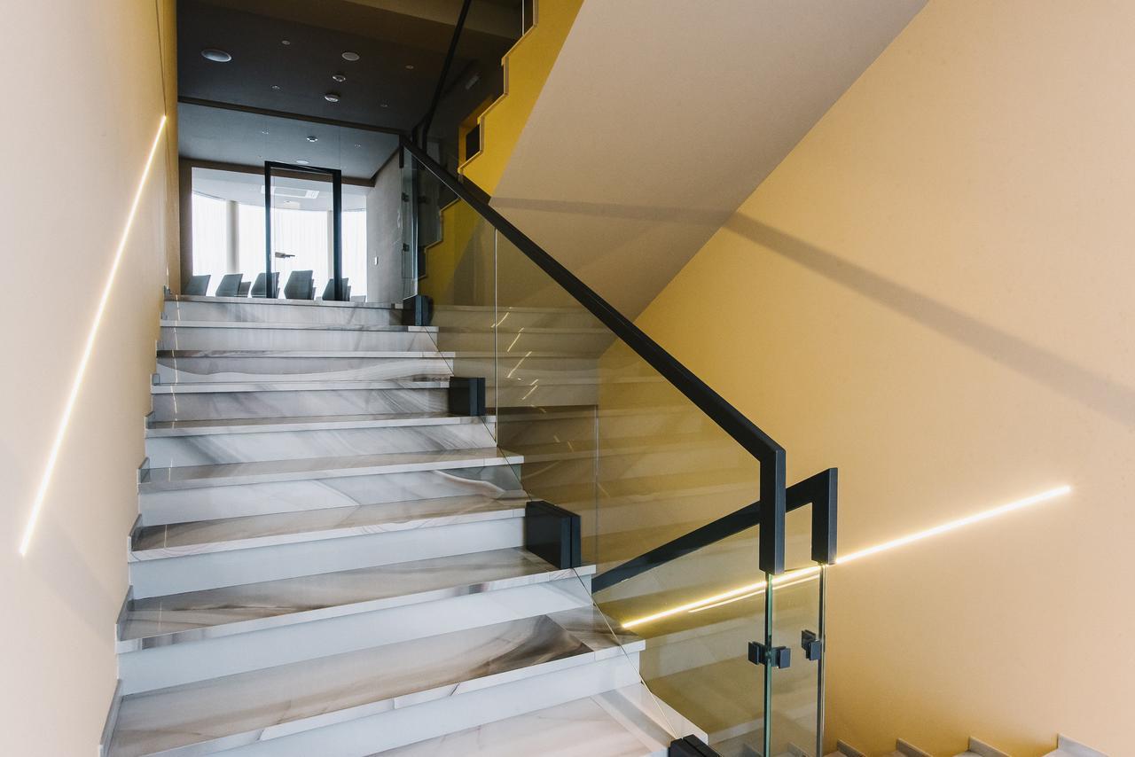 Noble Boutique Hotel Lutsk Luaran gambar