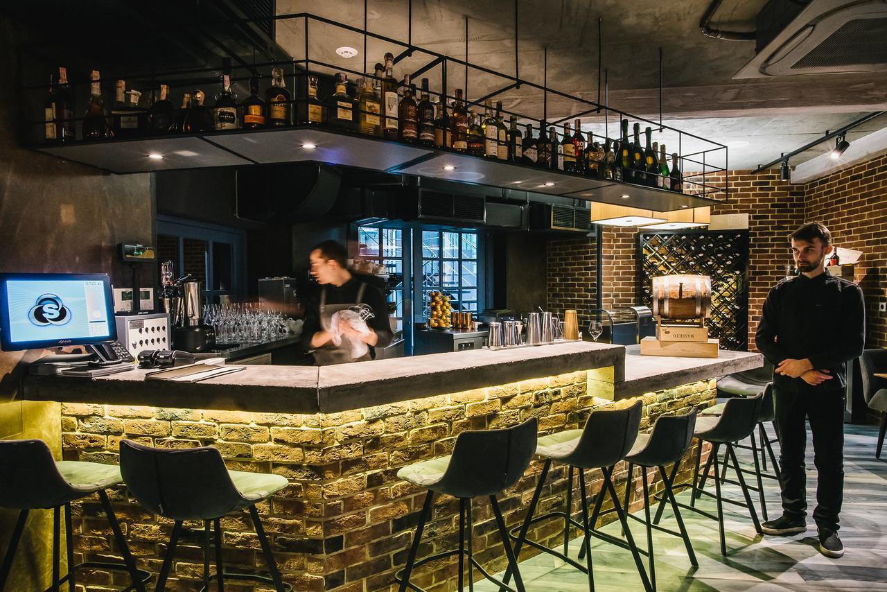 Noble Boutique Hotel Lutsk Luaran gambar