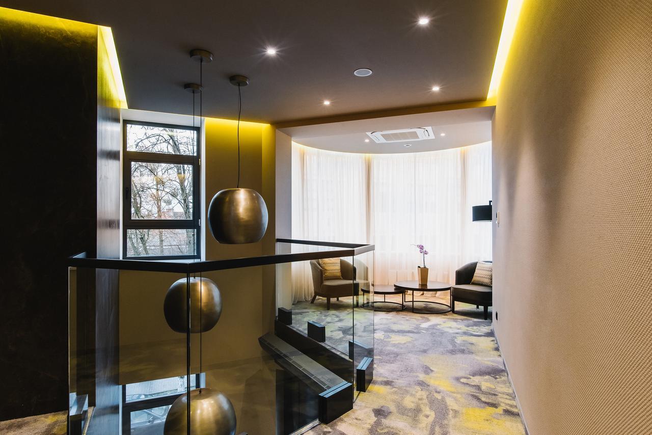 Noble Boutique Hotel Lutsk Luaran gambar