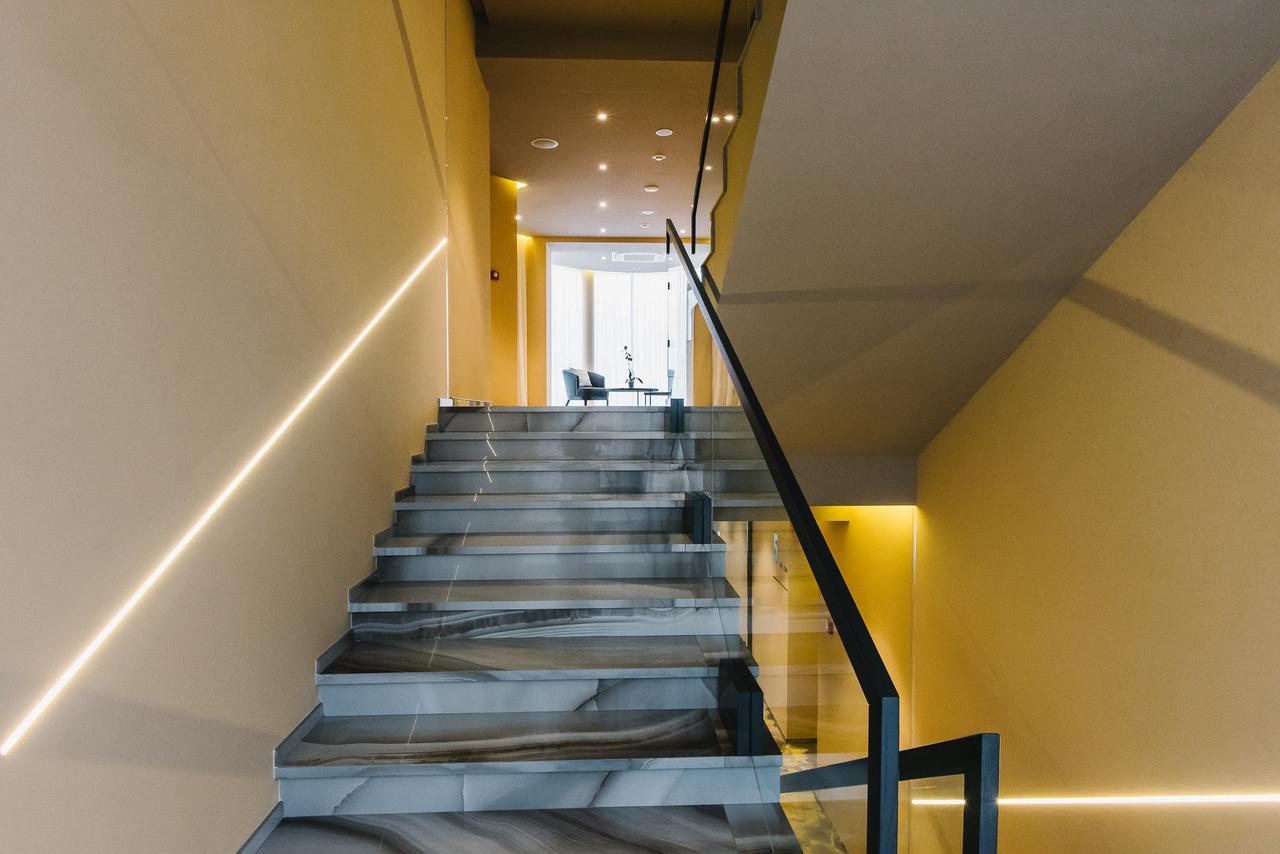 Noble Boutique Hotel Lutsk Luaran gambar