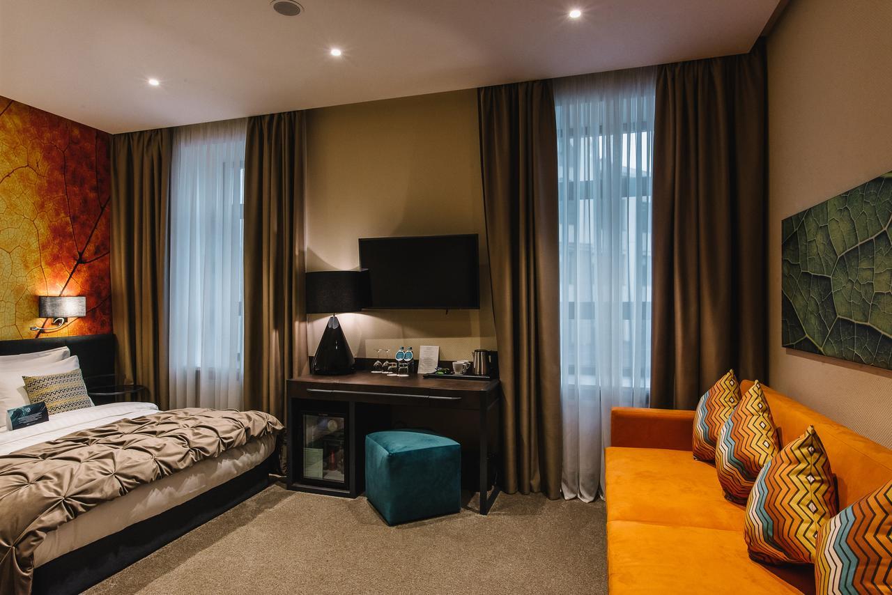 Noble Boutique Hotel Lutsk Luaran gambar